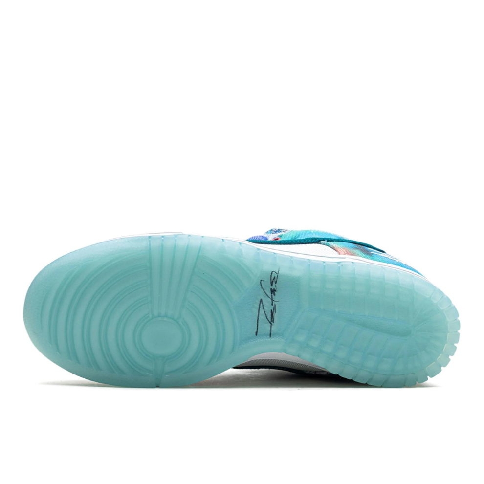 Buy NIKE DUNK LOW SB "Futura Laboratories - Bleached Aqua" | Krewsa South Africa