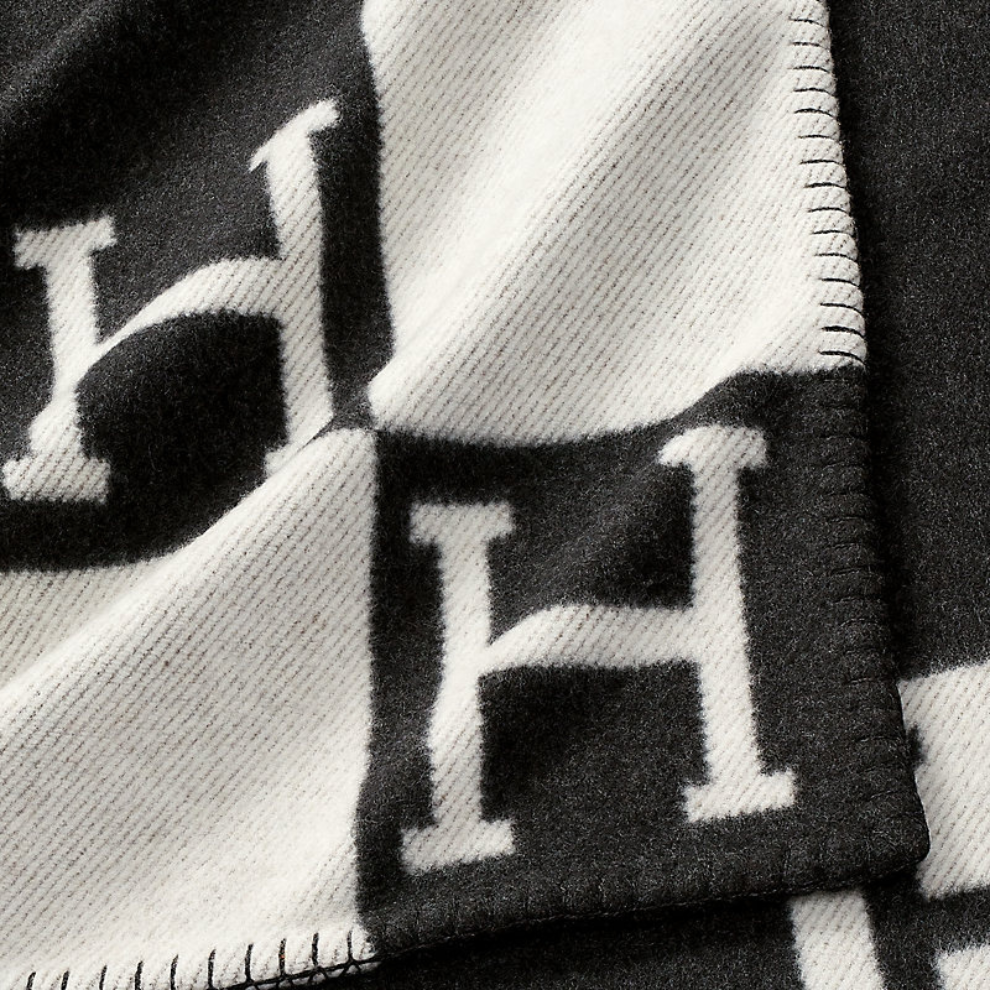 Buy Hermès Avalon throw blanket | Krewsa South Africa