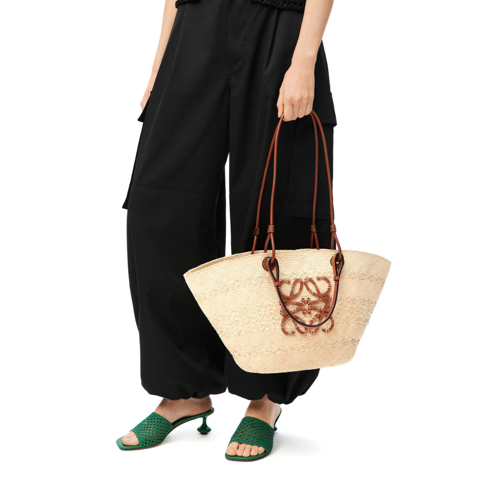 Buy LOEWE Medium Anagram Basket bag in iraca palm and calfskin | Krewsa South Africa